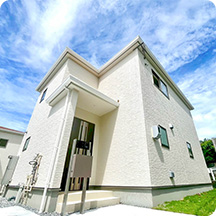 新築⼾建て