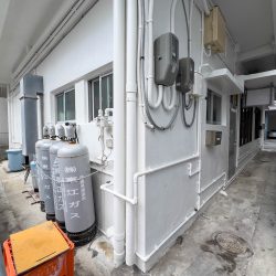 建物後ろ側外観