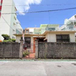 【那覇市久米の戸建て】旭橋駅まで徒歩11分の好立地！7DKの広々とした間取り！