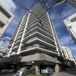 【ミルコマンション真栄原スカイルーク】築浅6年の4LDK角部屋！屋根付き駐車場2台あり！