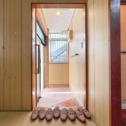 1階：玄関玄関