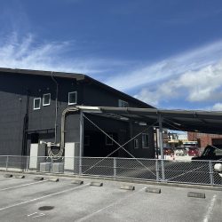 建物側面外観