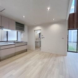 1階：LDK（約17.0帖）内装