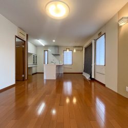 1階：LDK（約16.5帖）内装