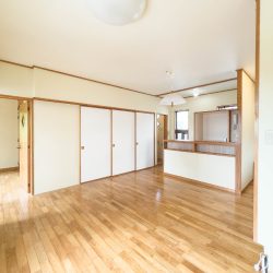 2階：LDK（約15帖）居間