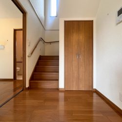 1階：LDK（約16.5帖）内装