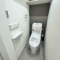 内装 新しく交換したウォシュレット付きトイレ